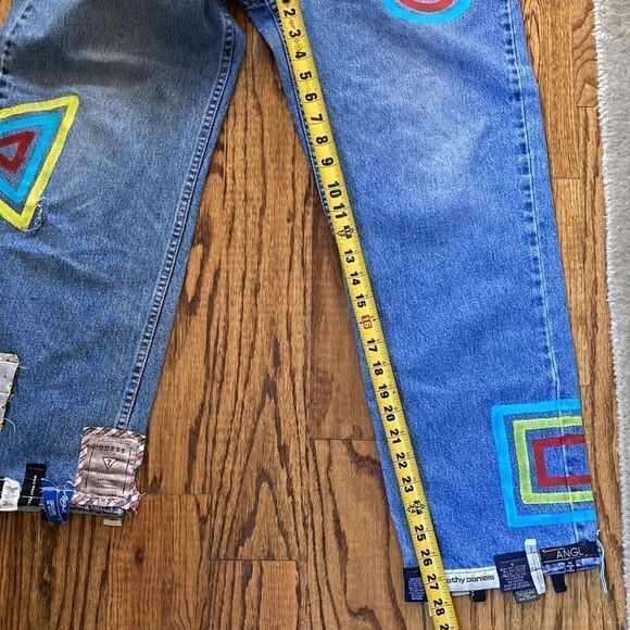 Vintage Levi’s 550 Relaxed Fit Up-Cycled High Rise Mom Jeans Size Men’s 33/30 - Picture 14 of 16